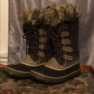 Women’s Sorel Arctic Boots Size 7